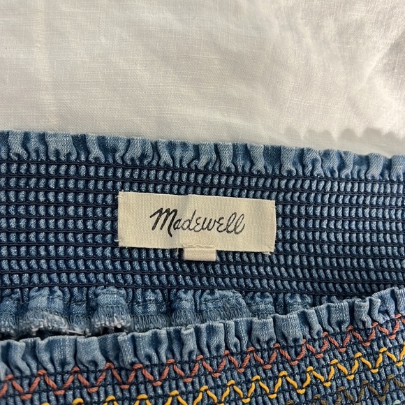 Madewell jeans with cute stretchy waist - Picture 8 of 8